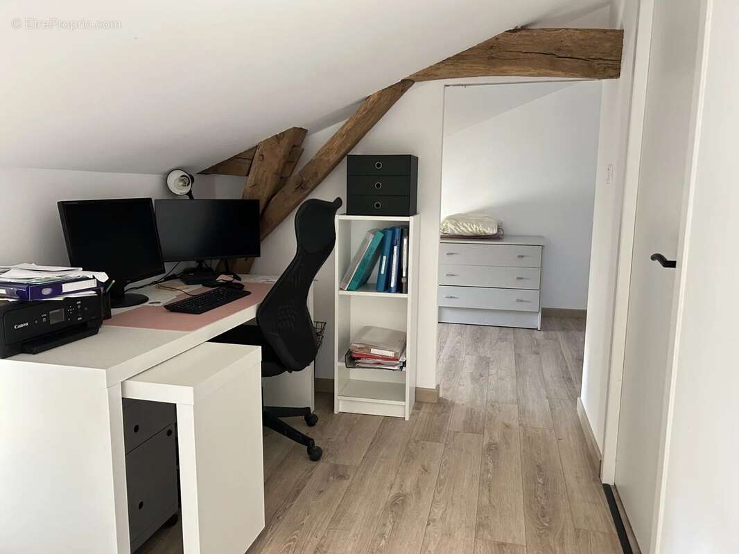 Maison à LA CHAPELLE-SAINT-LAURENT