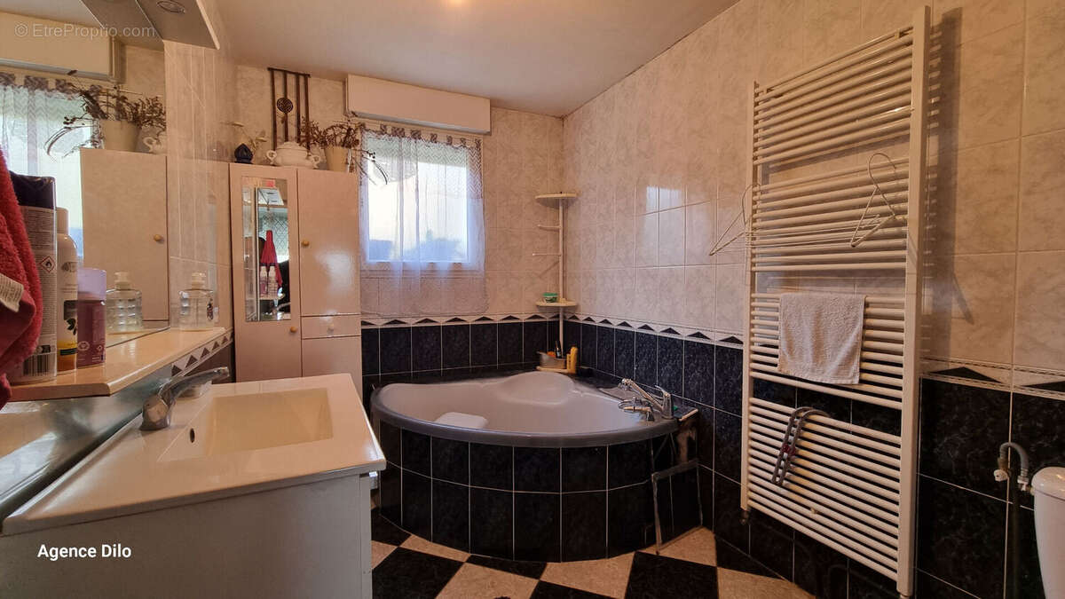 Maison à SAINT-FLORENTIN