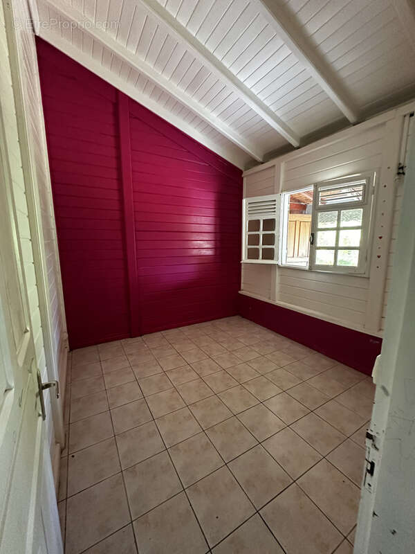 Maison à CAPESTERRE-BELLE-EAU