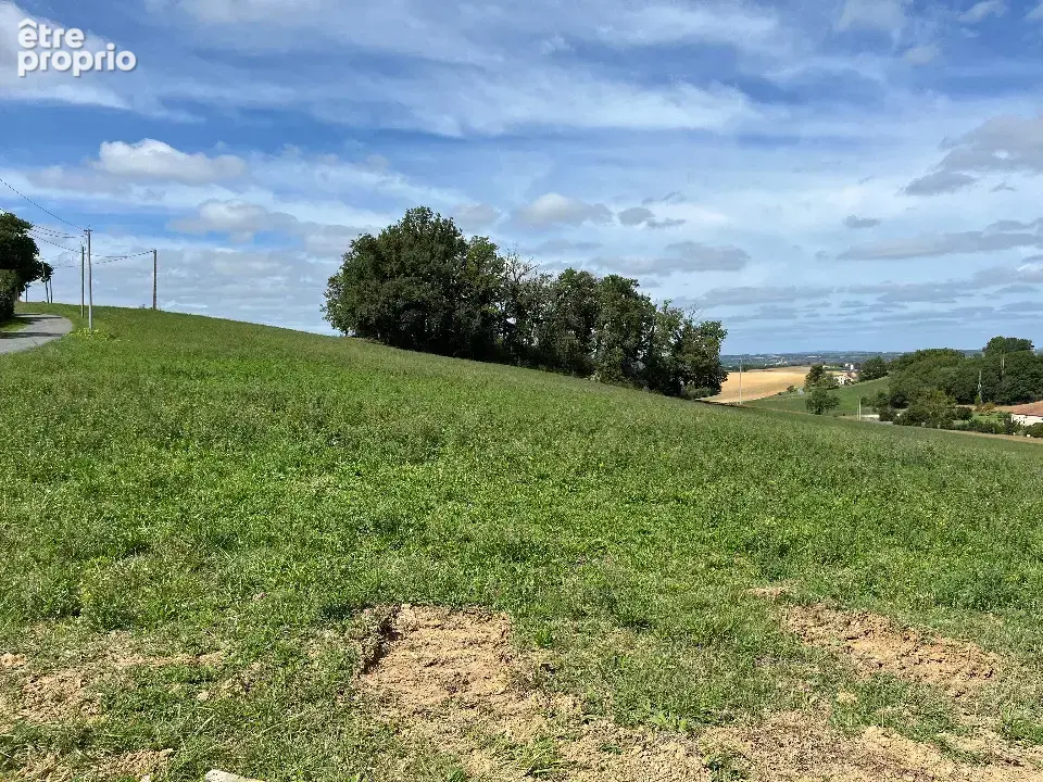 Terrain à CARLUS