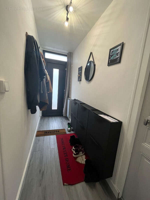 Maison à VARENNES-VAUZELLES