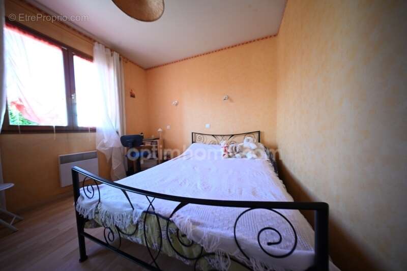 Maison à COURSAC