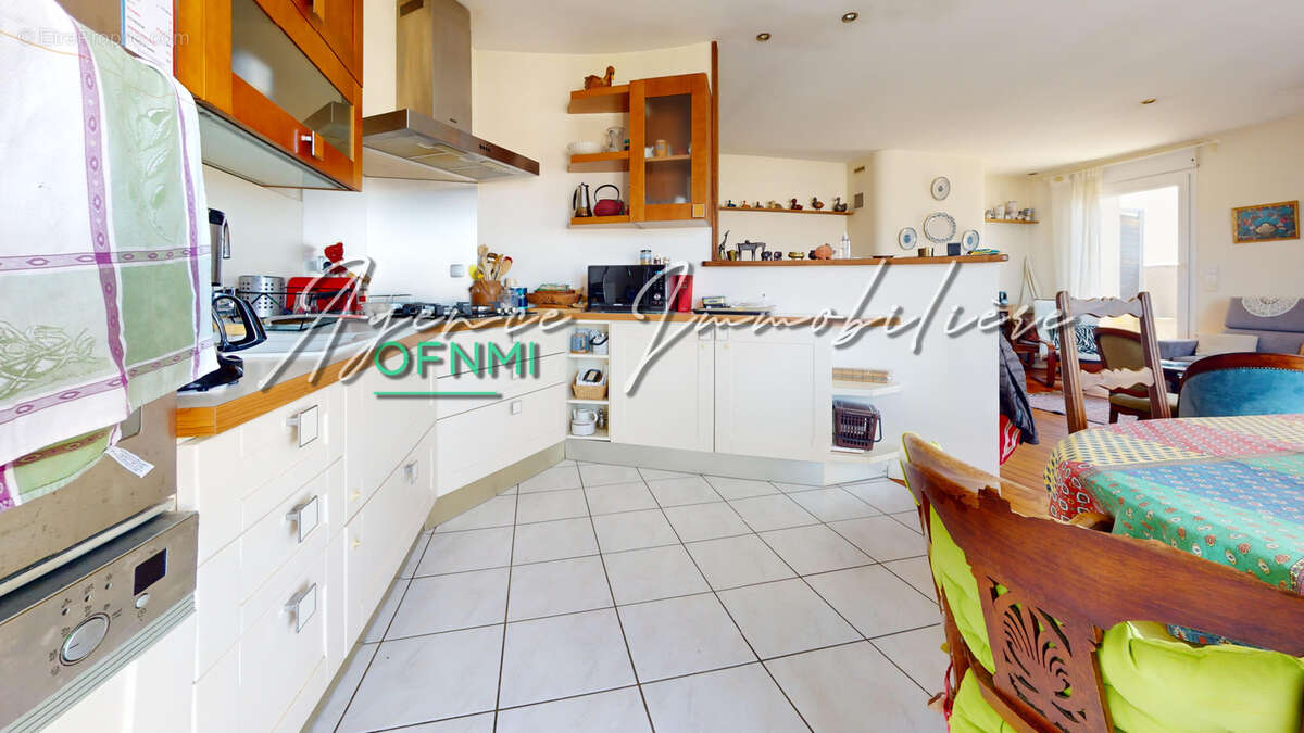Appartement à CRAPONNE
