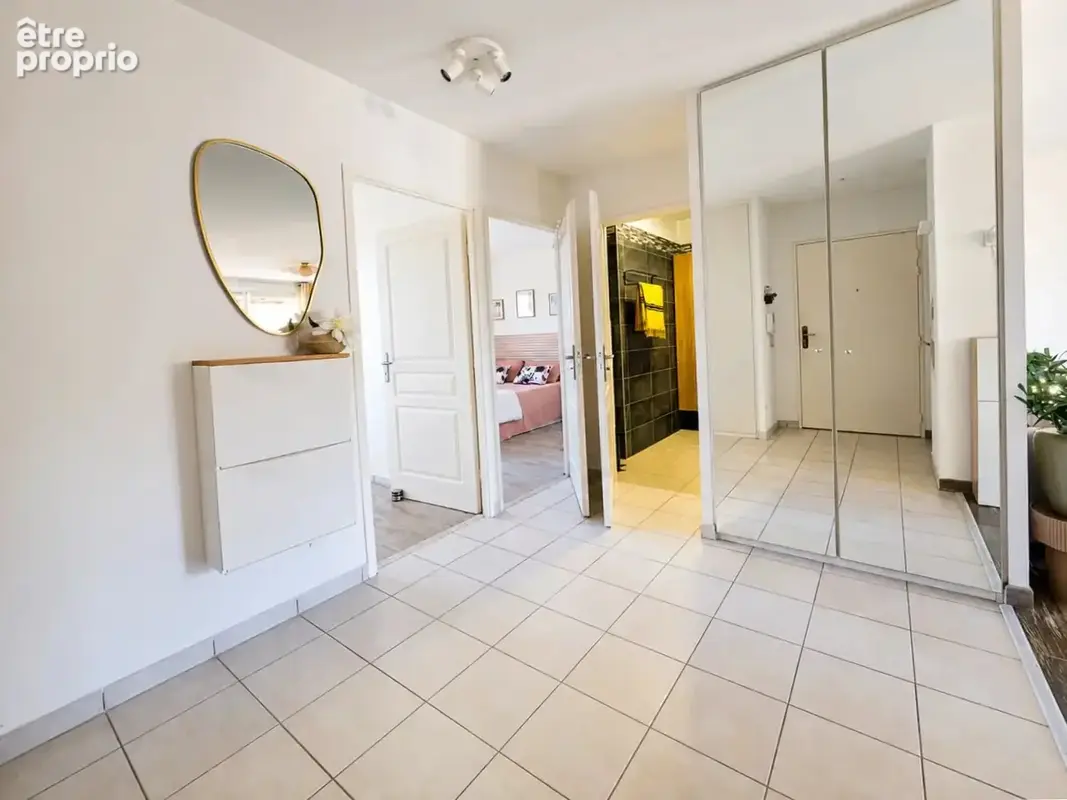 Hyères Costebelle – T3 de standing très calme, terrasse, parking – Garage 16 m² poss en supplément - photo 10