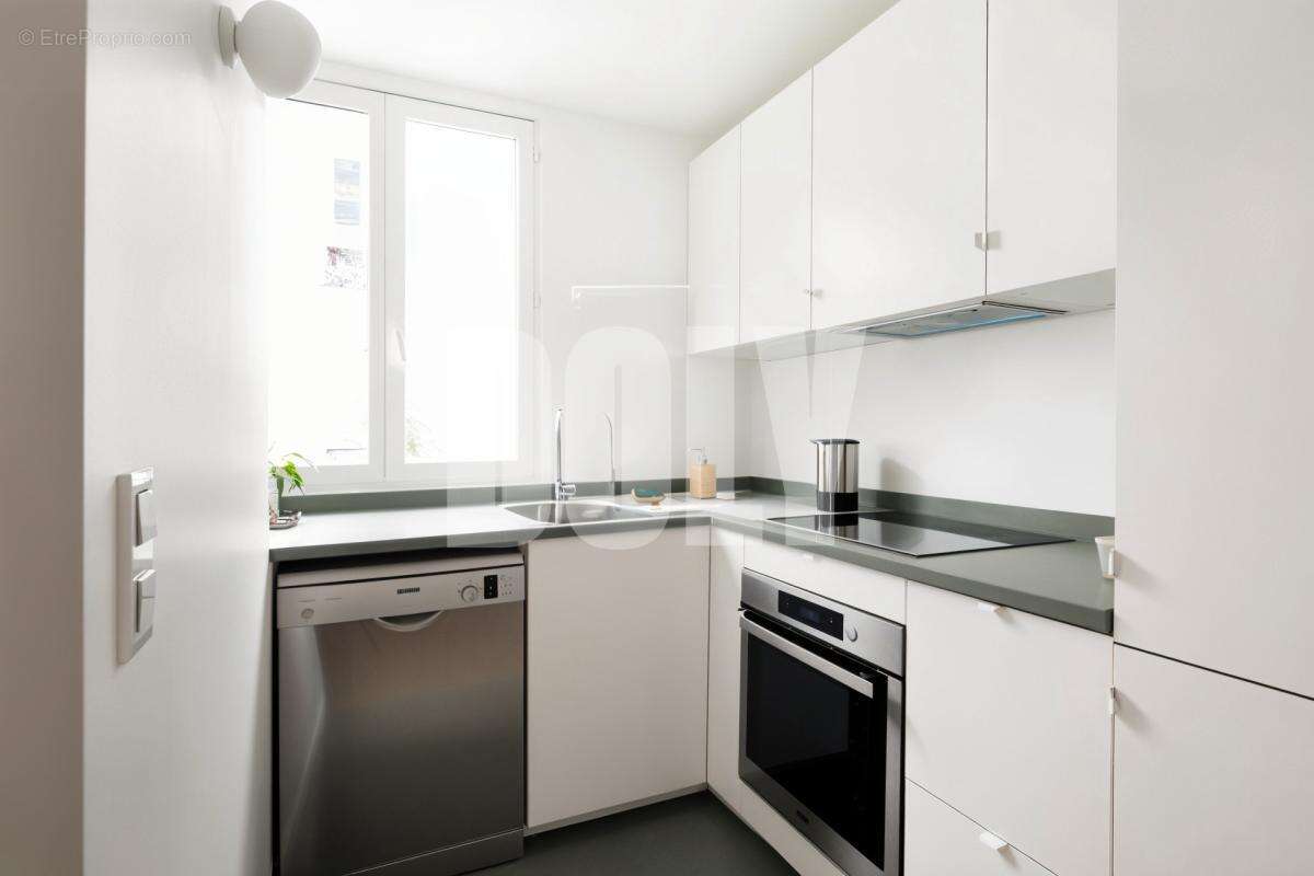 Appartement à PARIS-11E