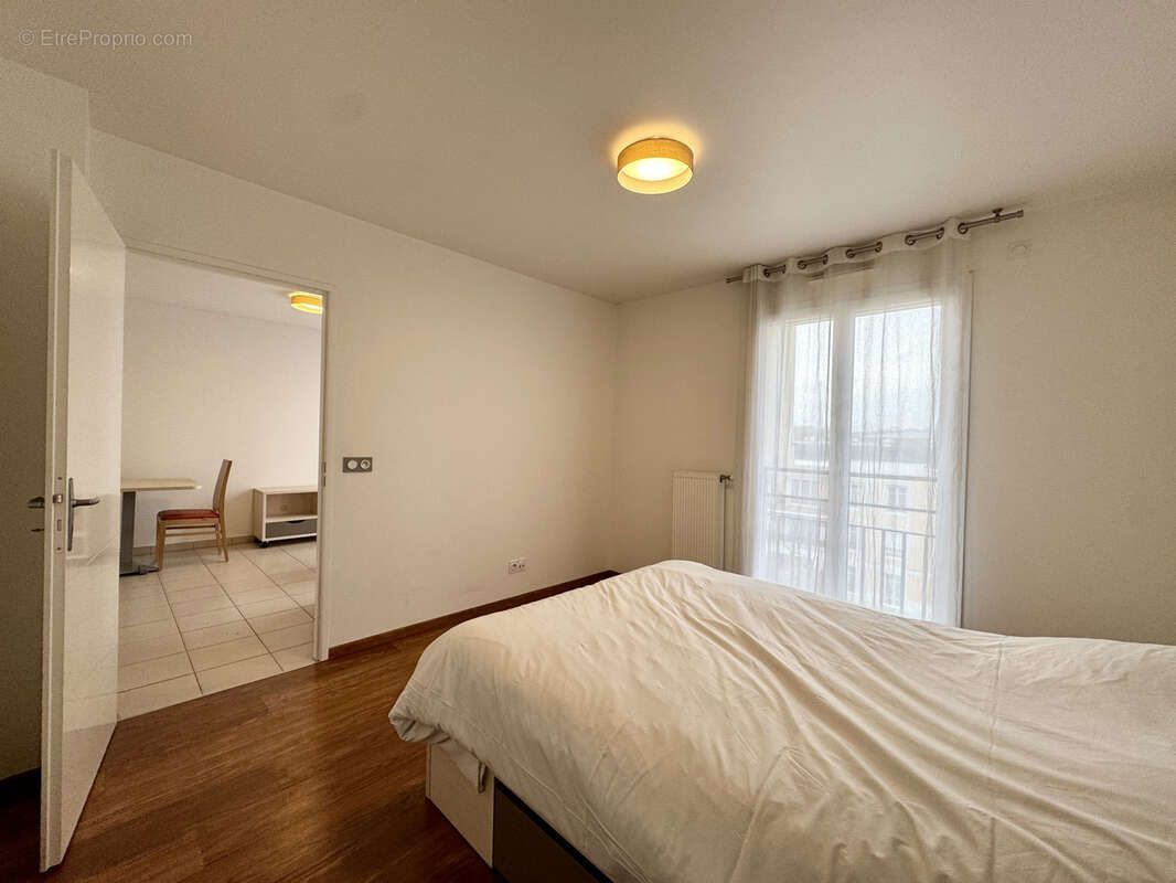 Appartement à EMERAINVILLE