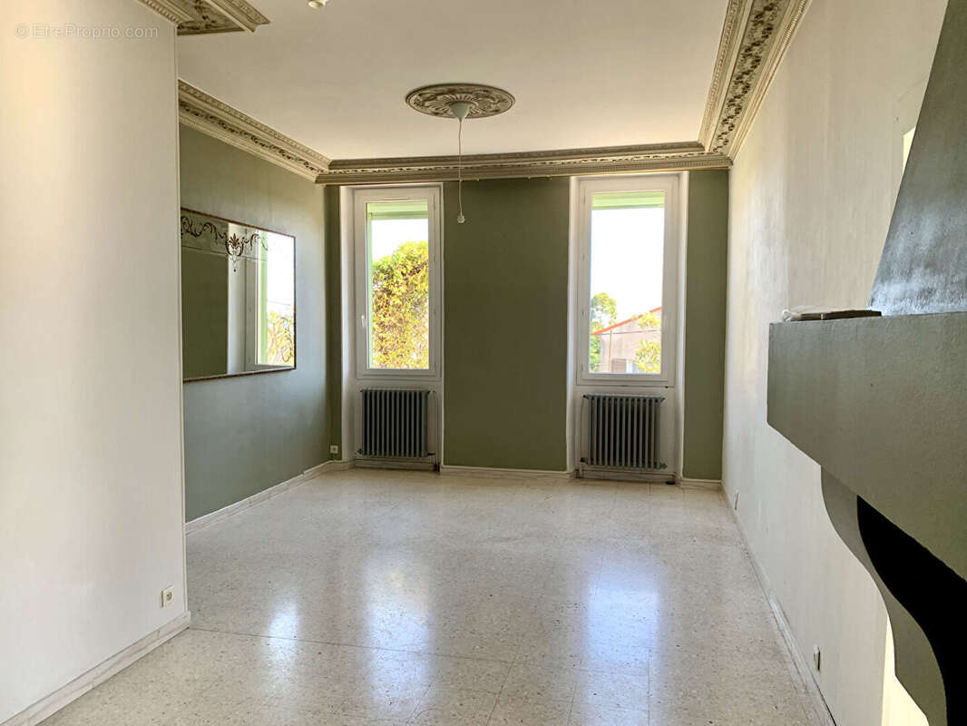 Maison à SAUSSET-LES-PINS