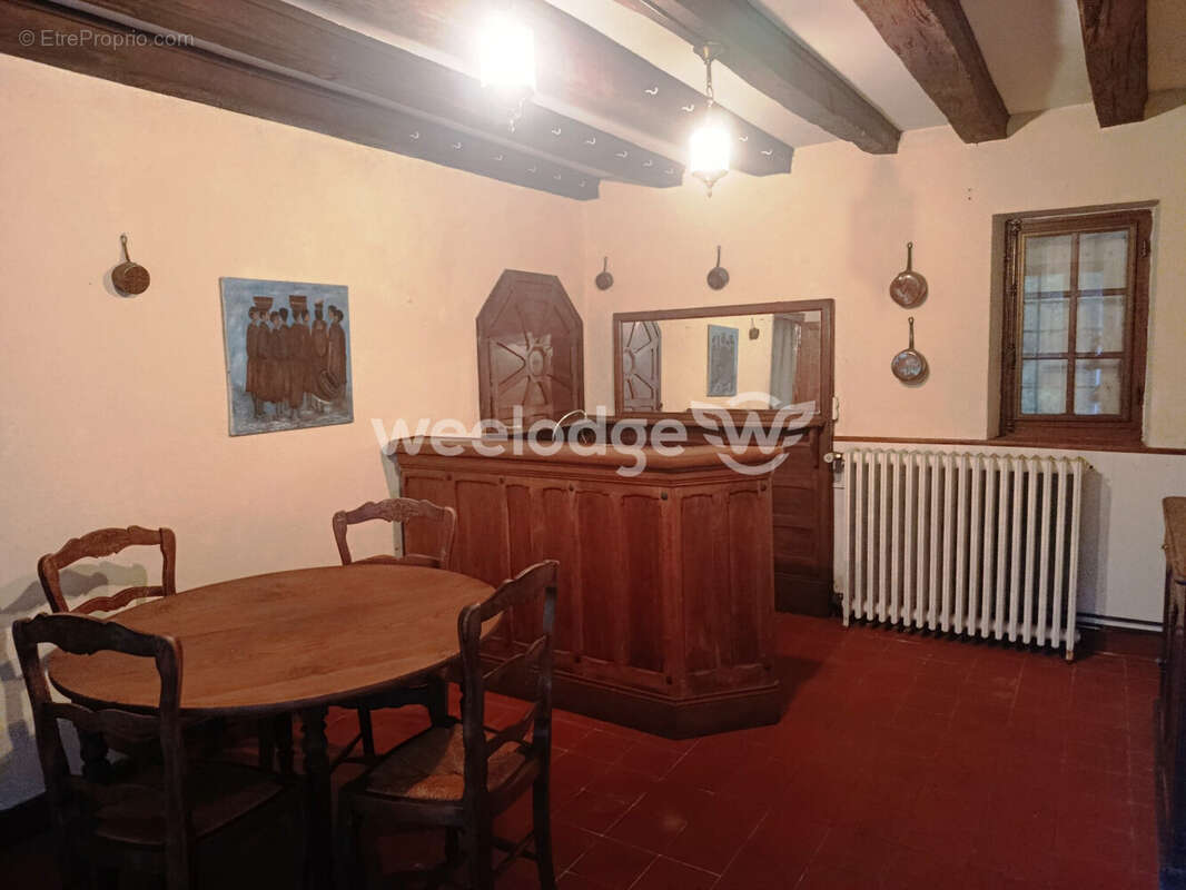 Maison à MONTGIVRAY