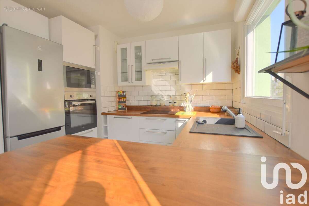 Photo 6 - Appartement à FLEURY-MEROGIS