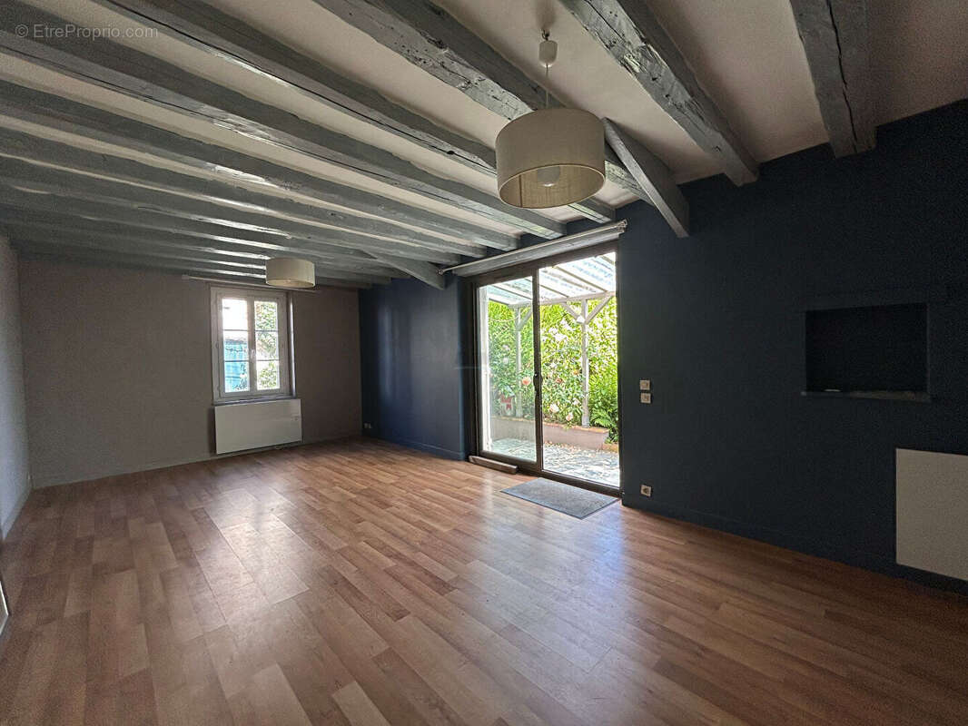 Maison à CHANGIS-SUR-MARNE