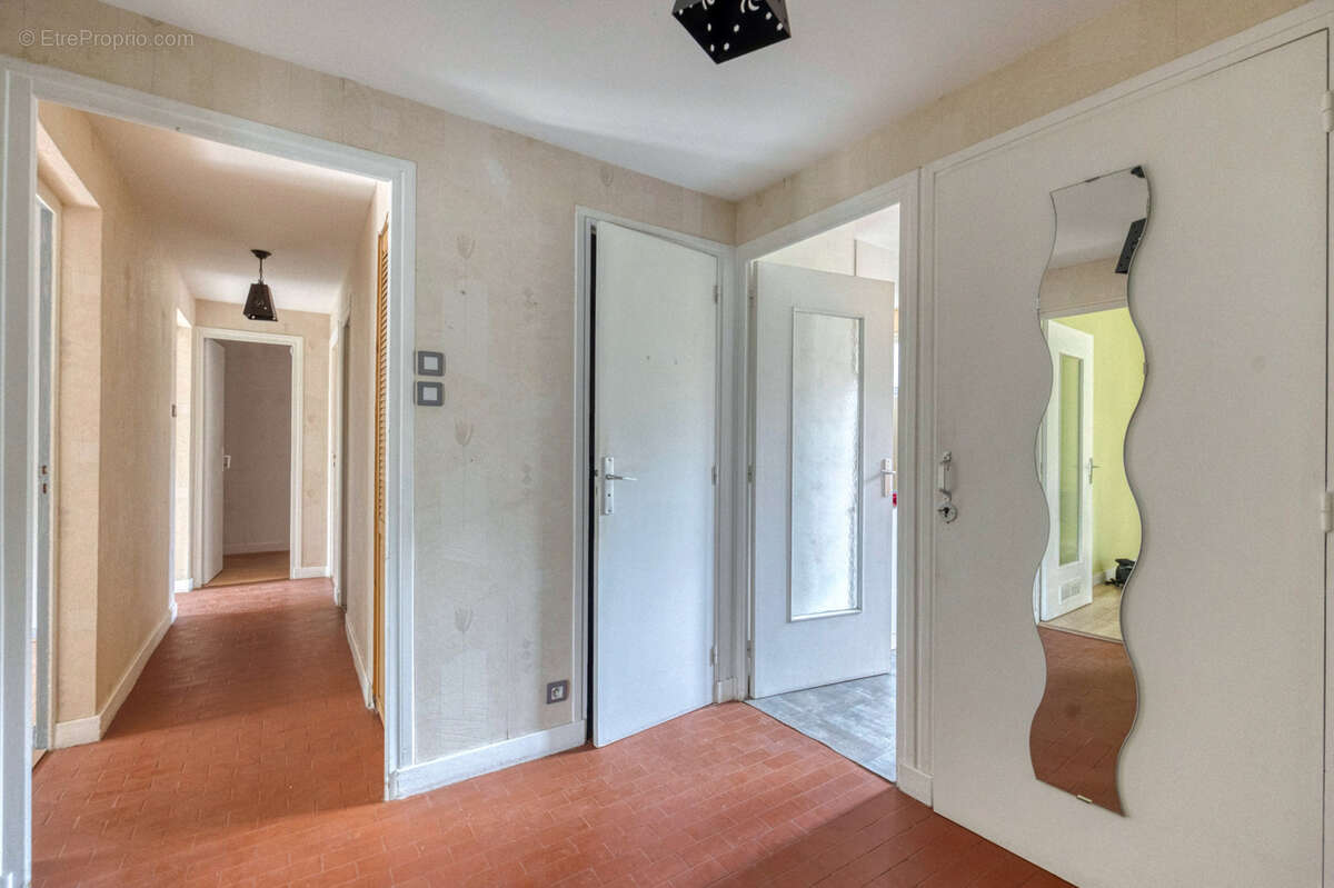 Appartement à VIZILLE