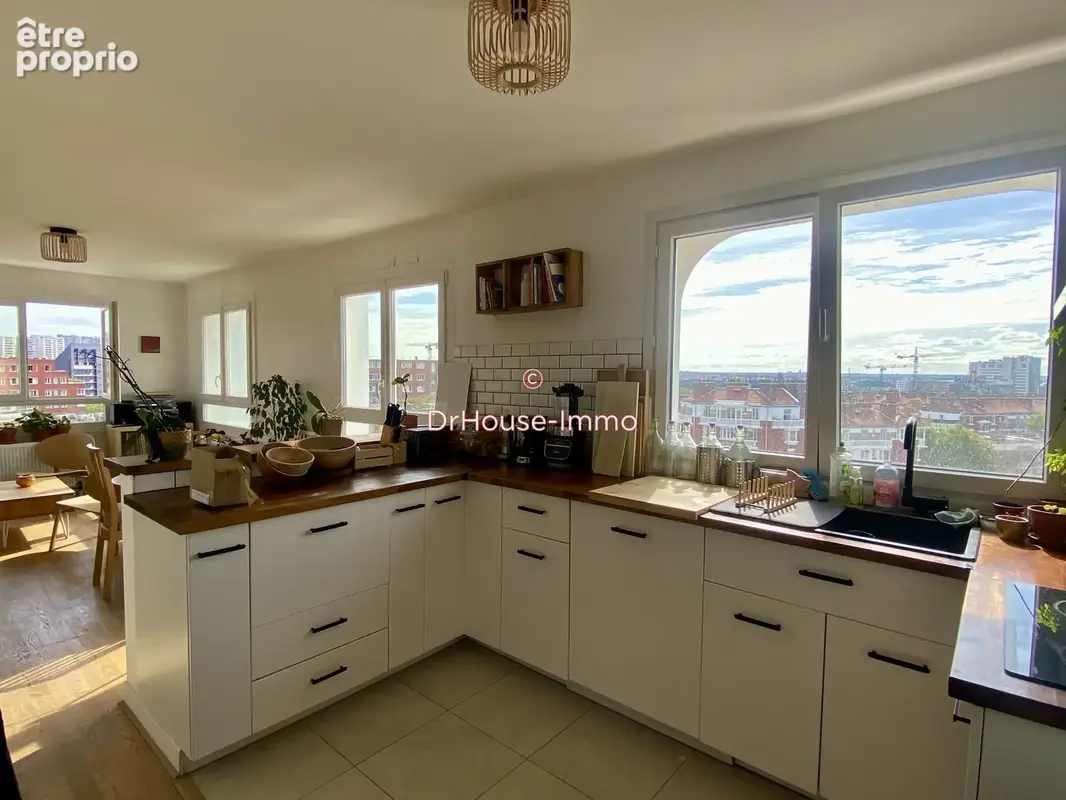 Appartement 4 pièces 82 m² à vendre à Paris-20e (75020) - photo 4