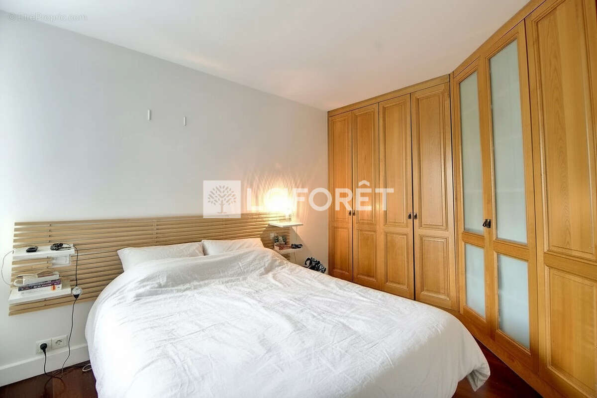 Appartement à SURESNES