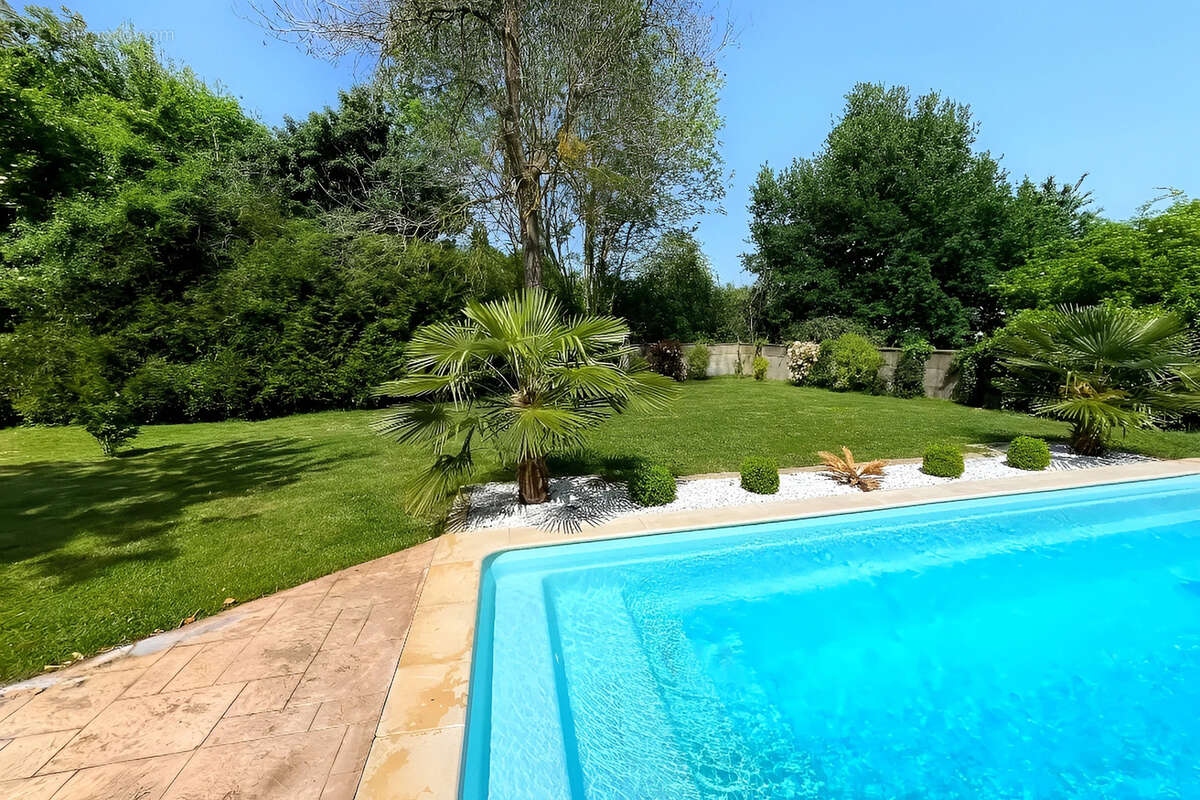 Maison à NANTEUIL-LES-MEAUX