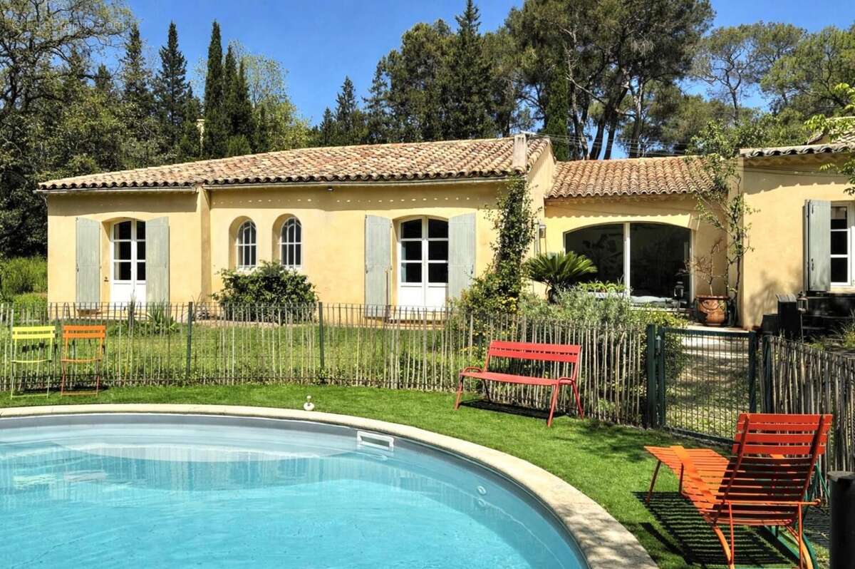 Photo 3 - Maison à CABRIES