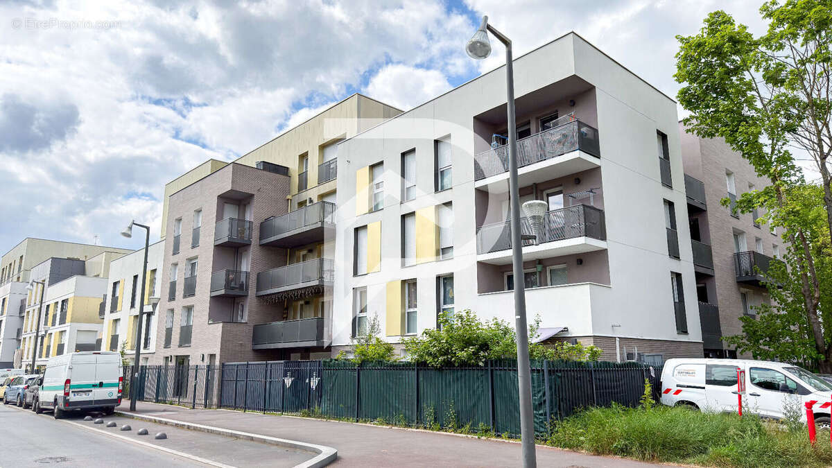 Appartement à TREMBLAY-EN-FRANCE