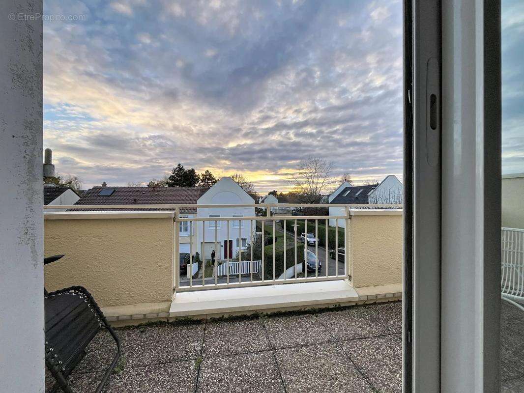 Appartement à MONTIGNY-LE-BRETONNEUX