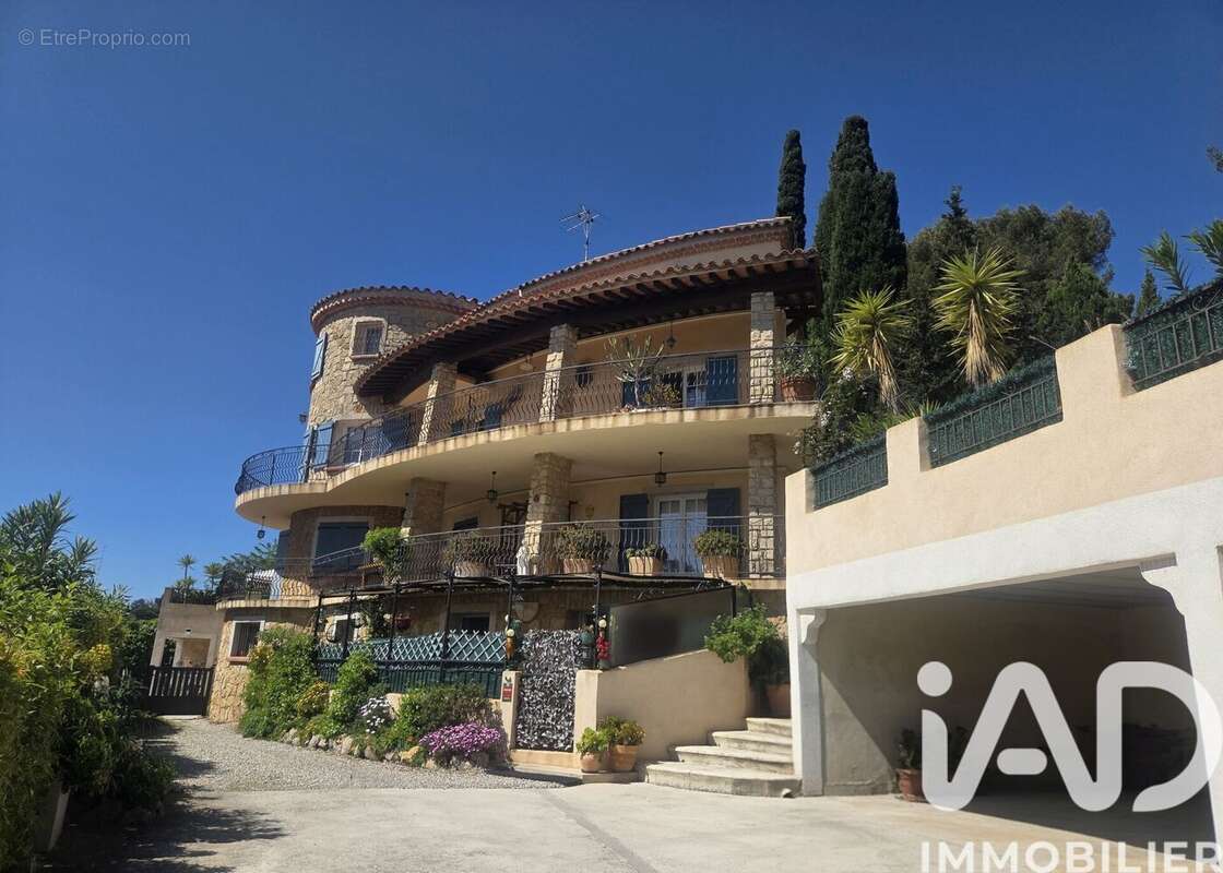 Photo 2 - Appartement à LA SEYNE-SUR-MER