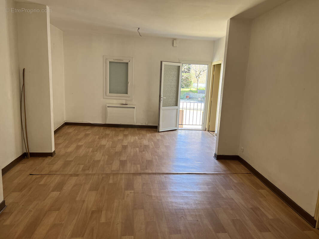 Appartement à FIRMI