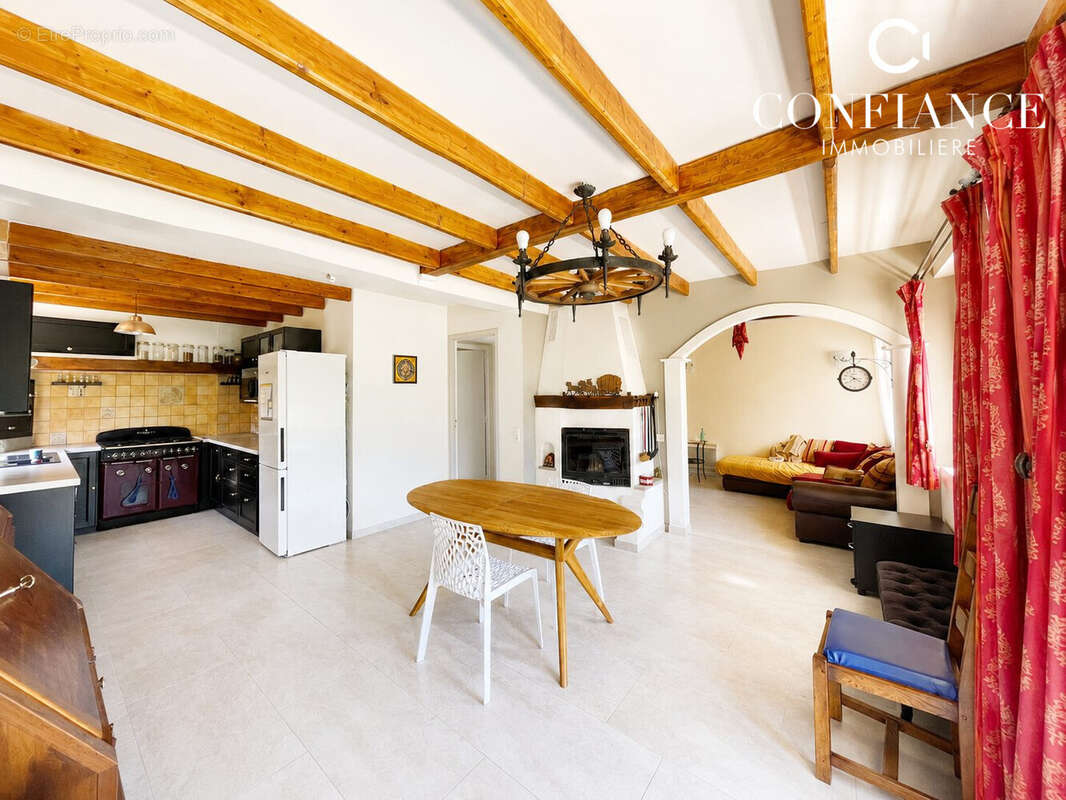 Maison à VILLARS-SUR-VAR