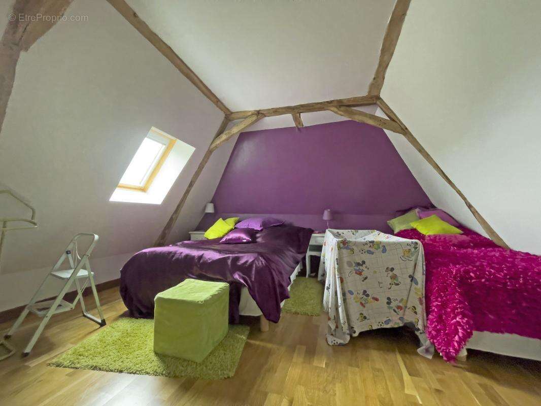 Maison à LACROPTE