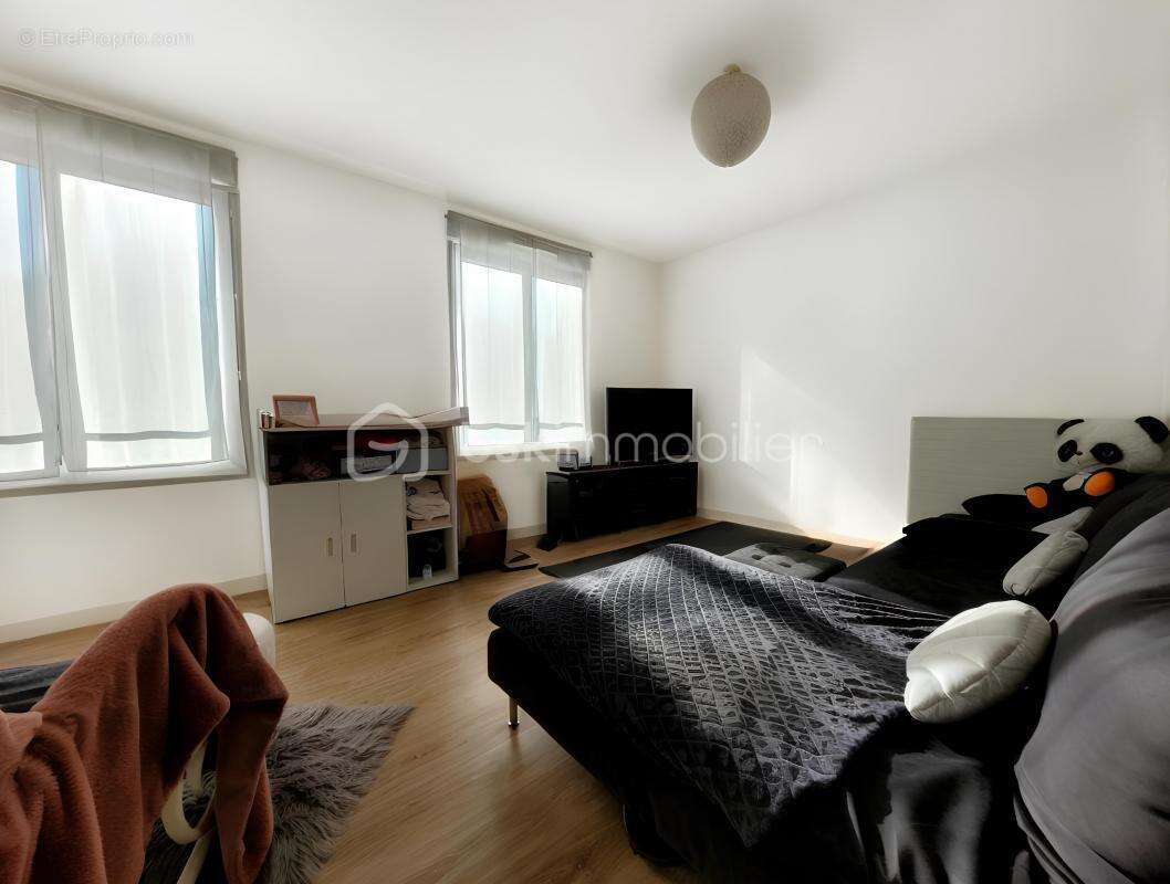 Maison à VAUX-SUR-SEINE