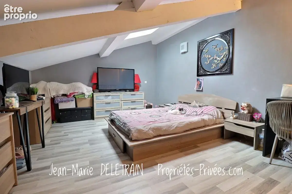 Maison de famille en pierre  258 m² + dépendances  Saint-Antoine-de-Breuilh, Bordeaux en 45 min - photo 9