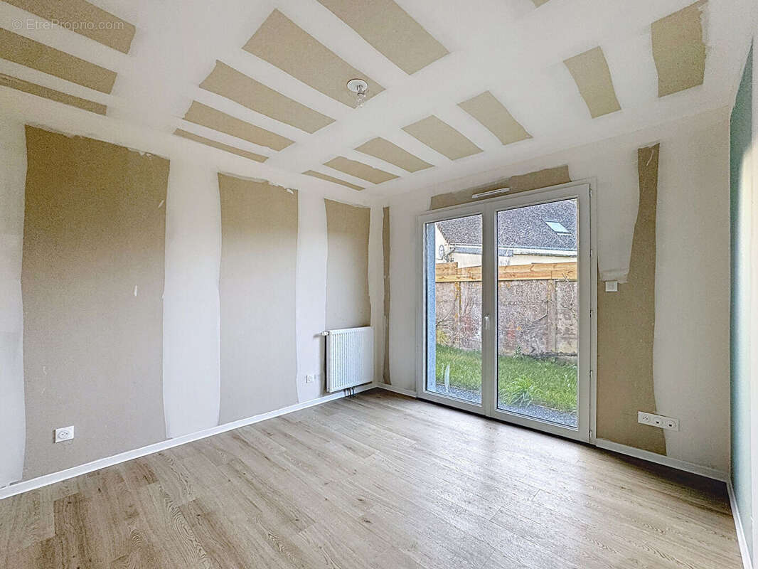 Maison à SAINT-AUBIN-D'ARQUENAY