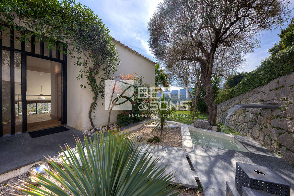 Maison à AURIBEAU-SUR-SIAGNE