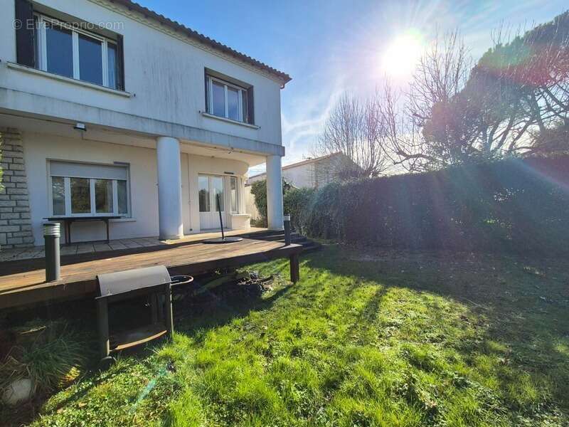 Maison à SAINT-SULPICE-DE-ROYAN