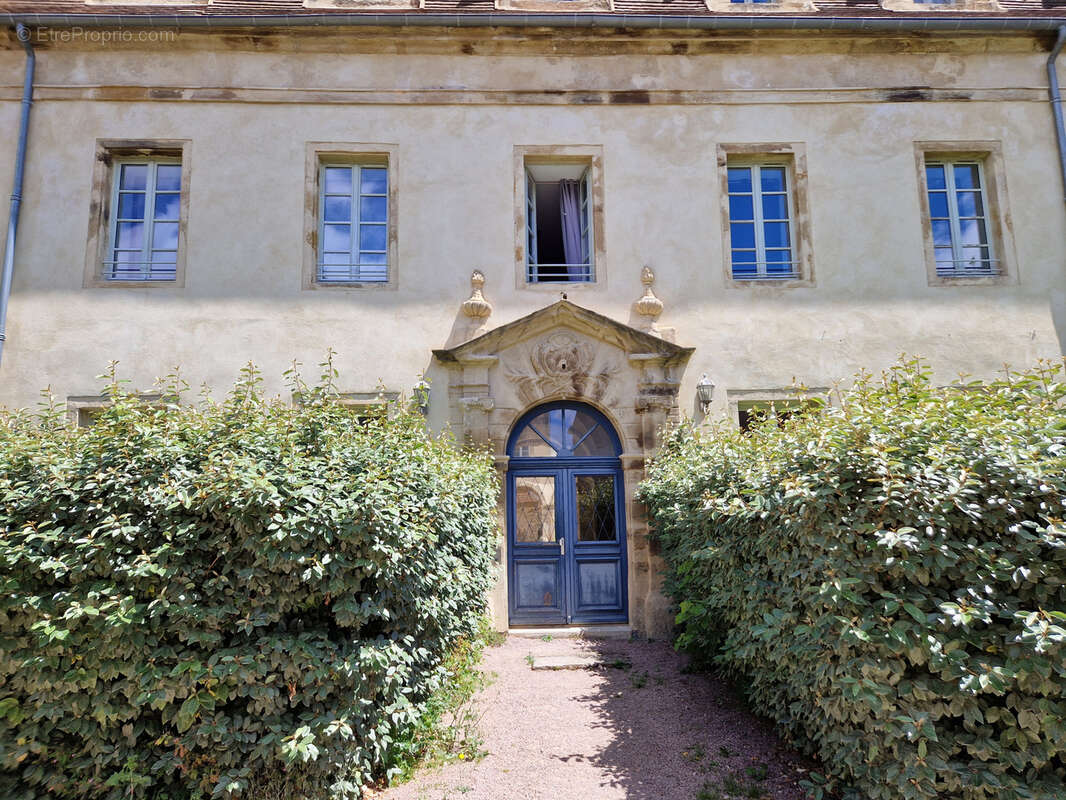 Centre ville apppartement de trois pièces - photo 21