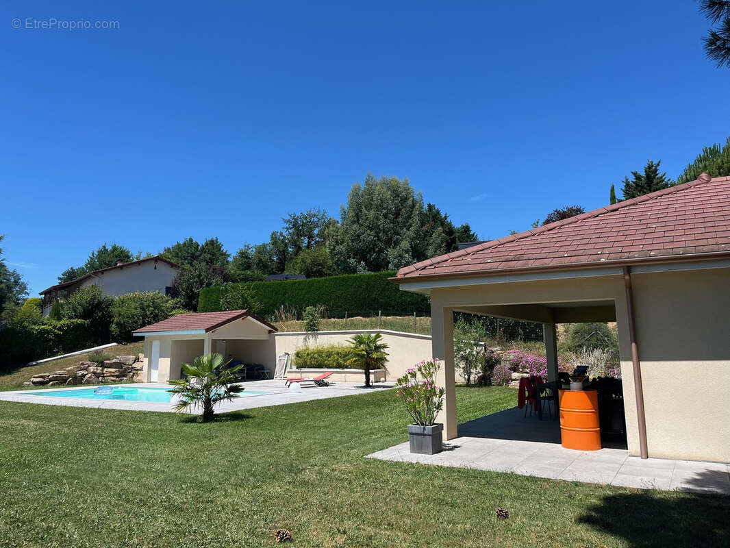 Maison à LA FOUILLOUSE