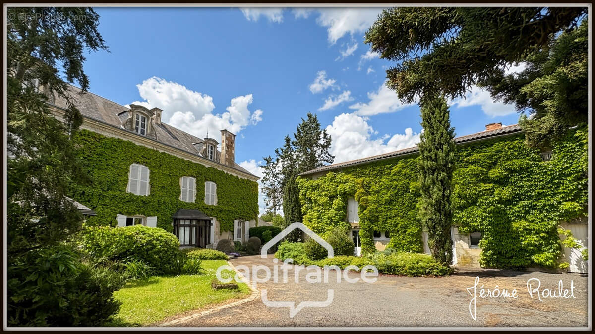 Dpt Vienne (86), à vendre Champigny-En-Rochereau maison P8 de 220 m² - Terrain de 1 017,00 m² - photo 3