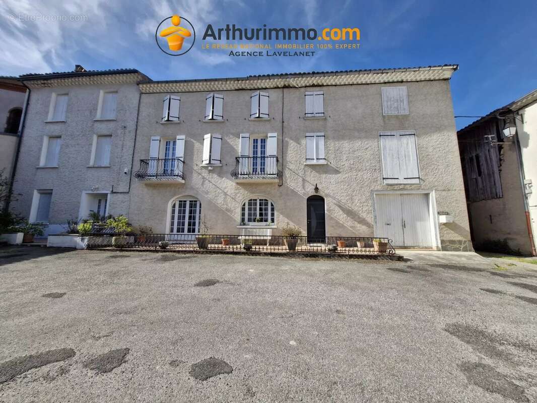 Maison à FOUGAX-ET-BARRINEUF
