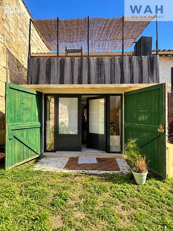 Maison esprit loft avec mezzanine et terrasse au Cailar - photo 3