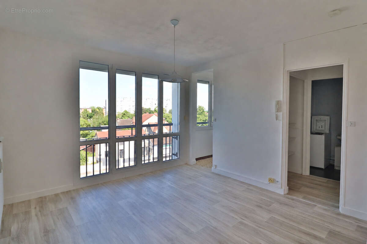 Appartement à SAINT-ANDRE-LES-VERGERS