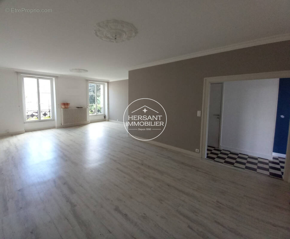 Photo Appartement à Blois au prix de 196 000€