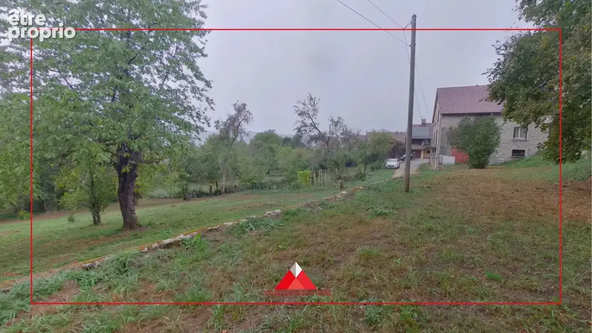 Maison en pierres apparentes avec 3512m² de terrain - photo 7