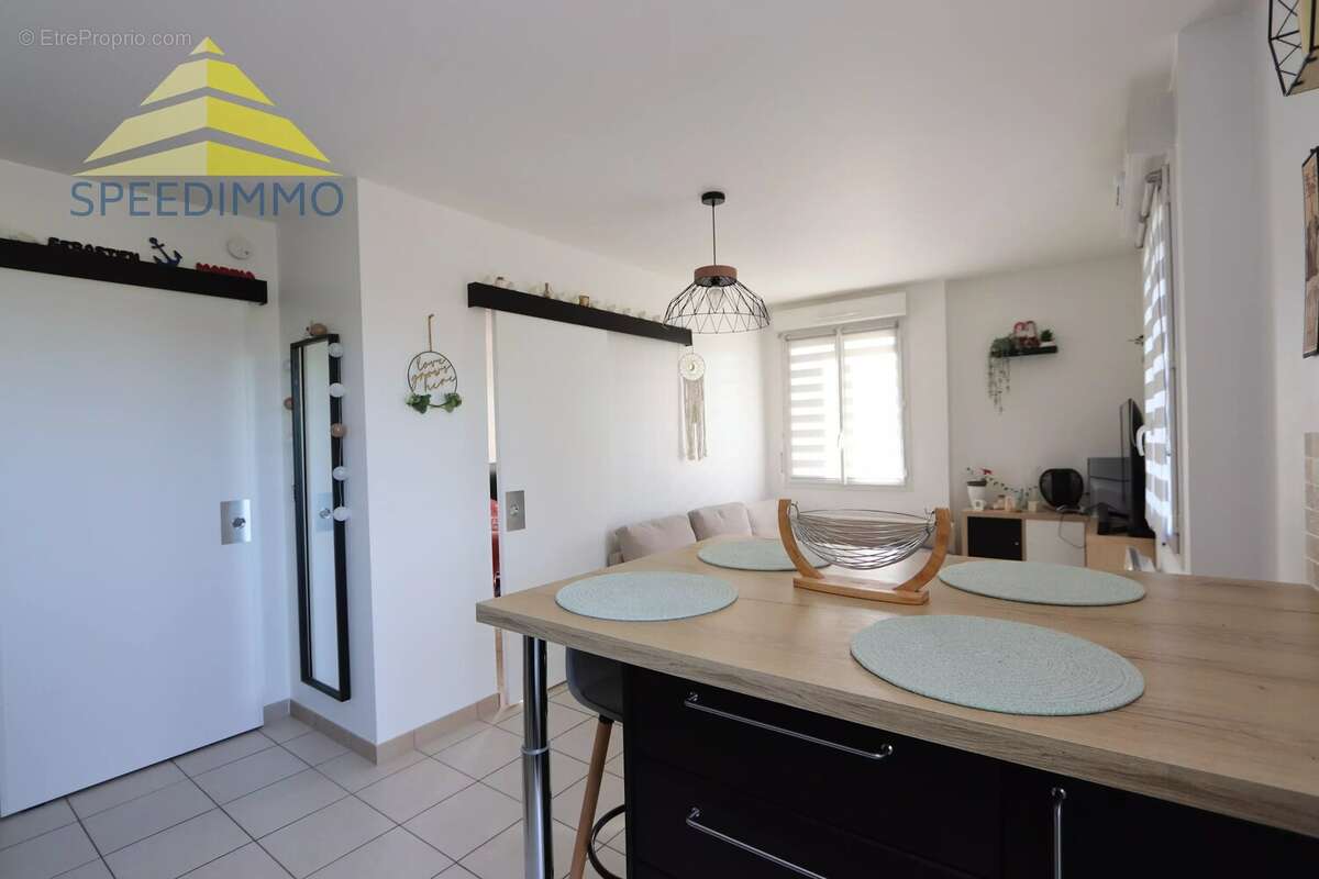 Appartement à BRIE-COMTE-ROBERT