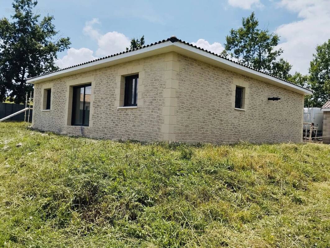 Maison à SAUSSIGNAC