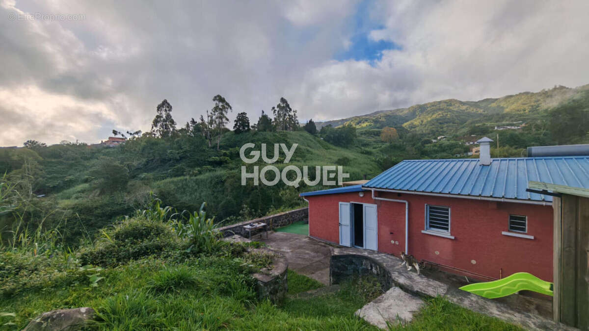 Maison à LES AVIRONS