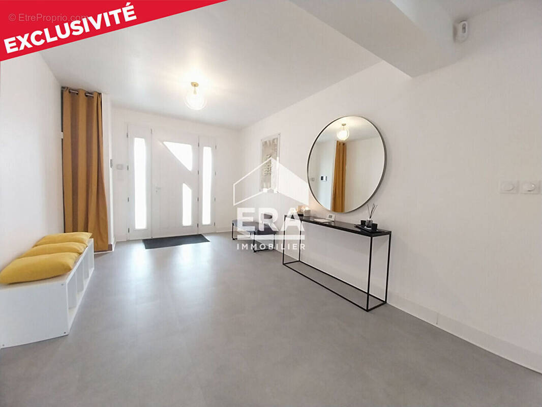 Autre à LA CHAPELLE-VENDOMOISE