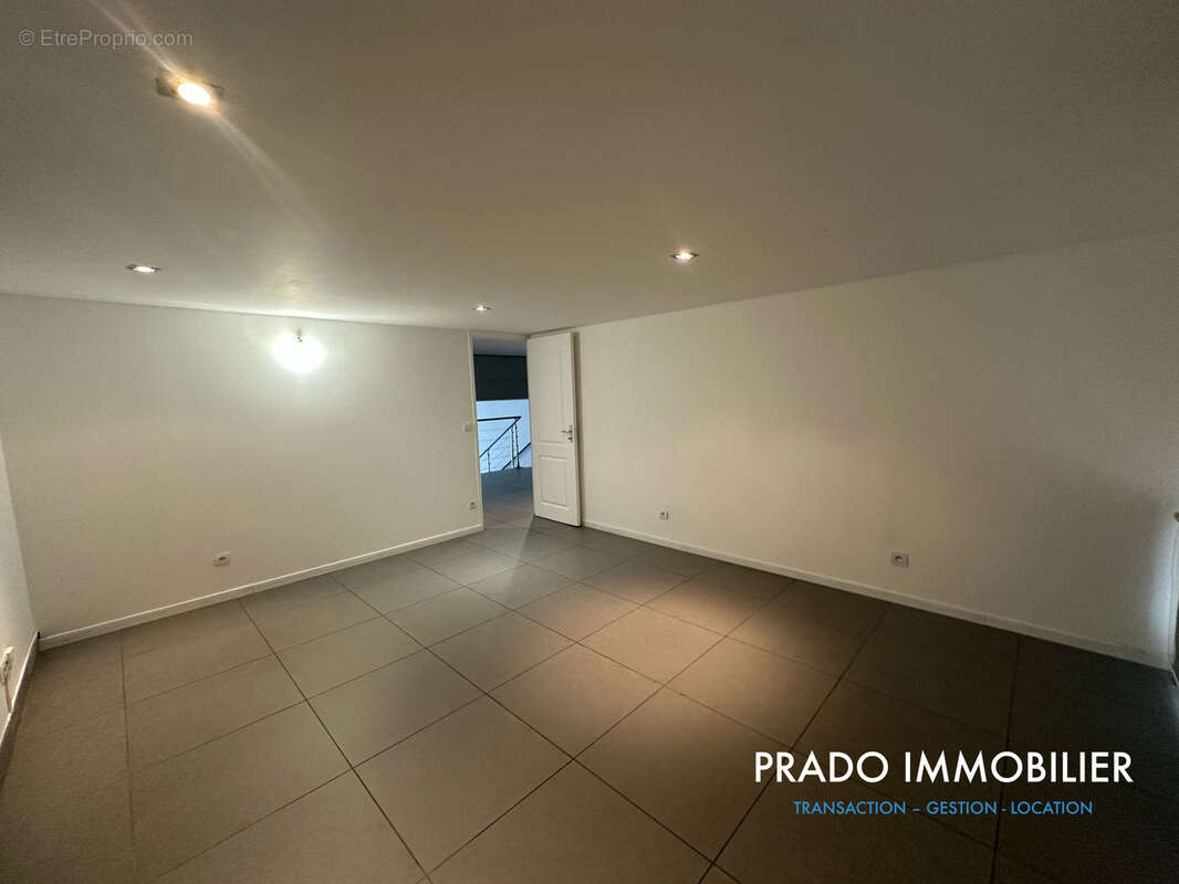 Appartement à MARSEILLE-11E