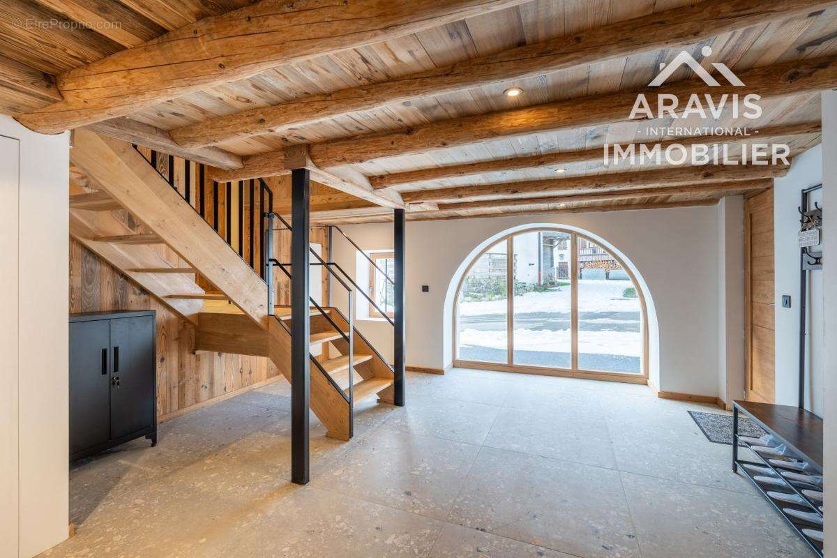 Appartement à LE PETIT-BORNAND-LES-GLIERES