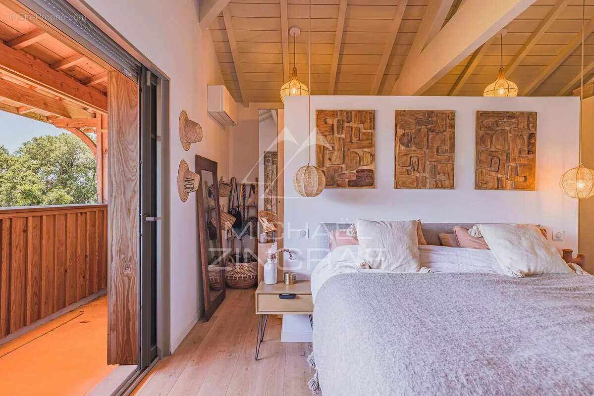 Maison à MIOS