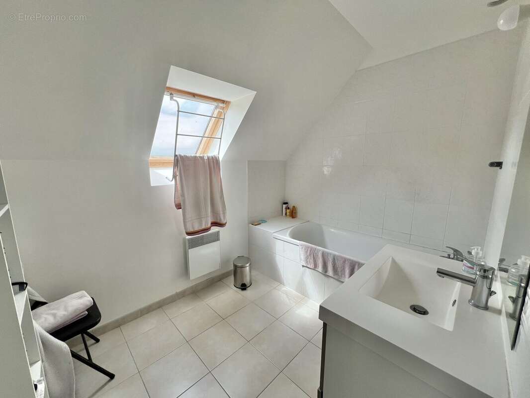 Appartement à BRICY