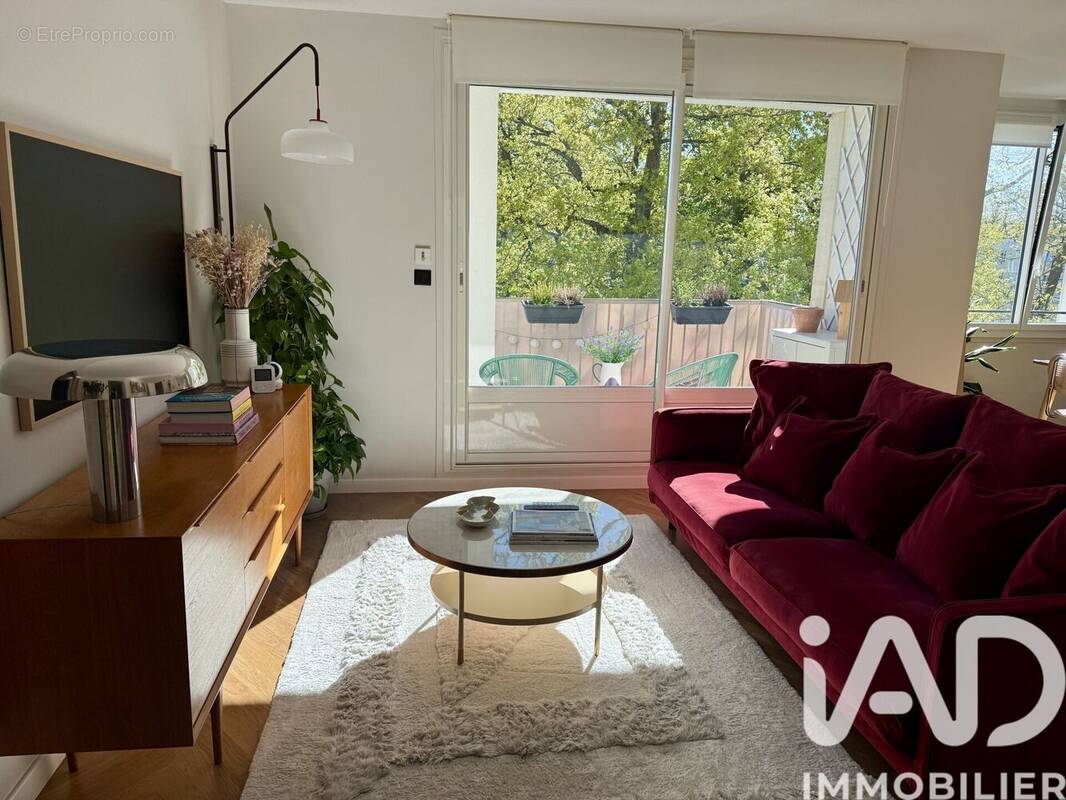 Photo 1 - Appartement à LA CELLE-SAINT-CLOUD