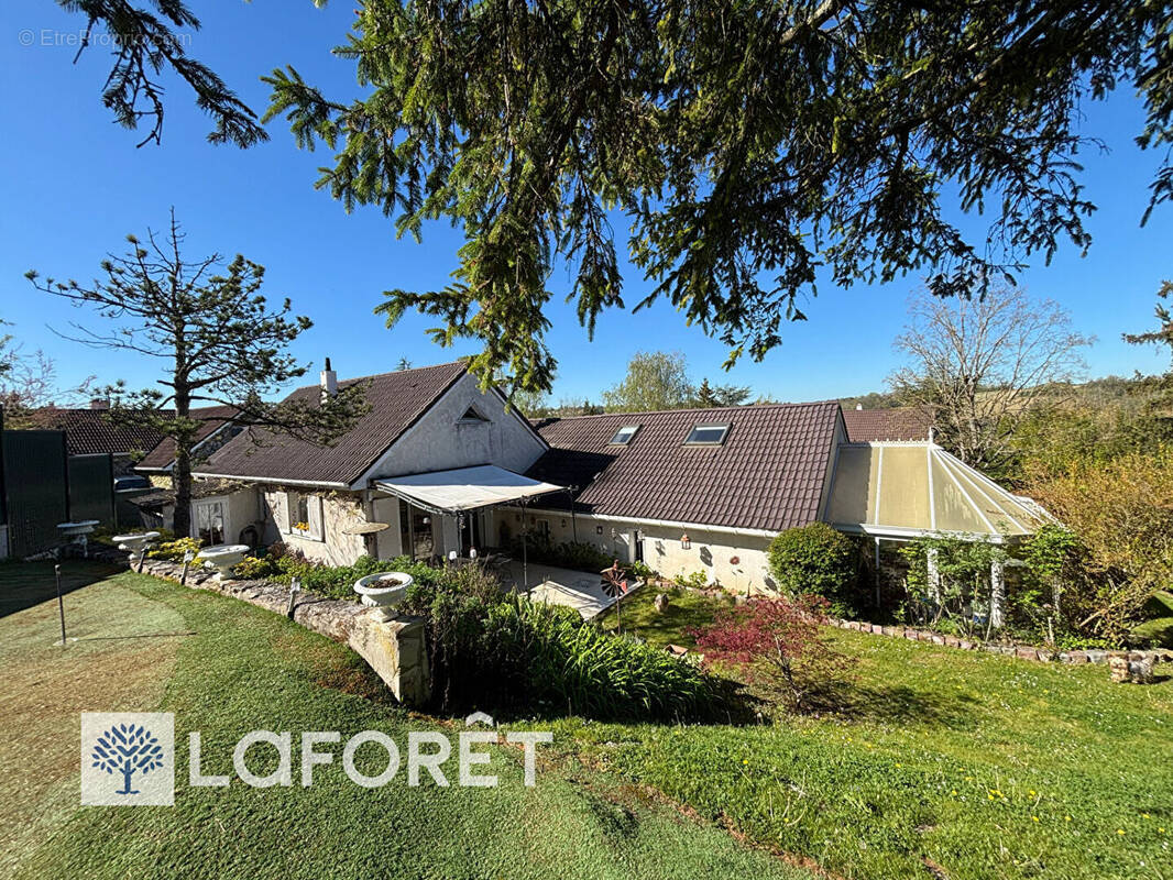 Maison à MAREIL-SUR-MAULDRE