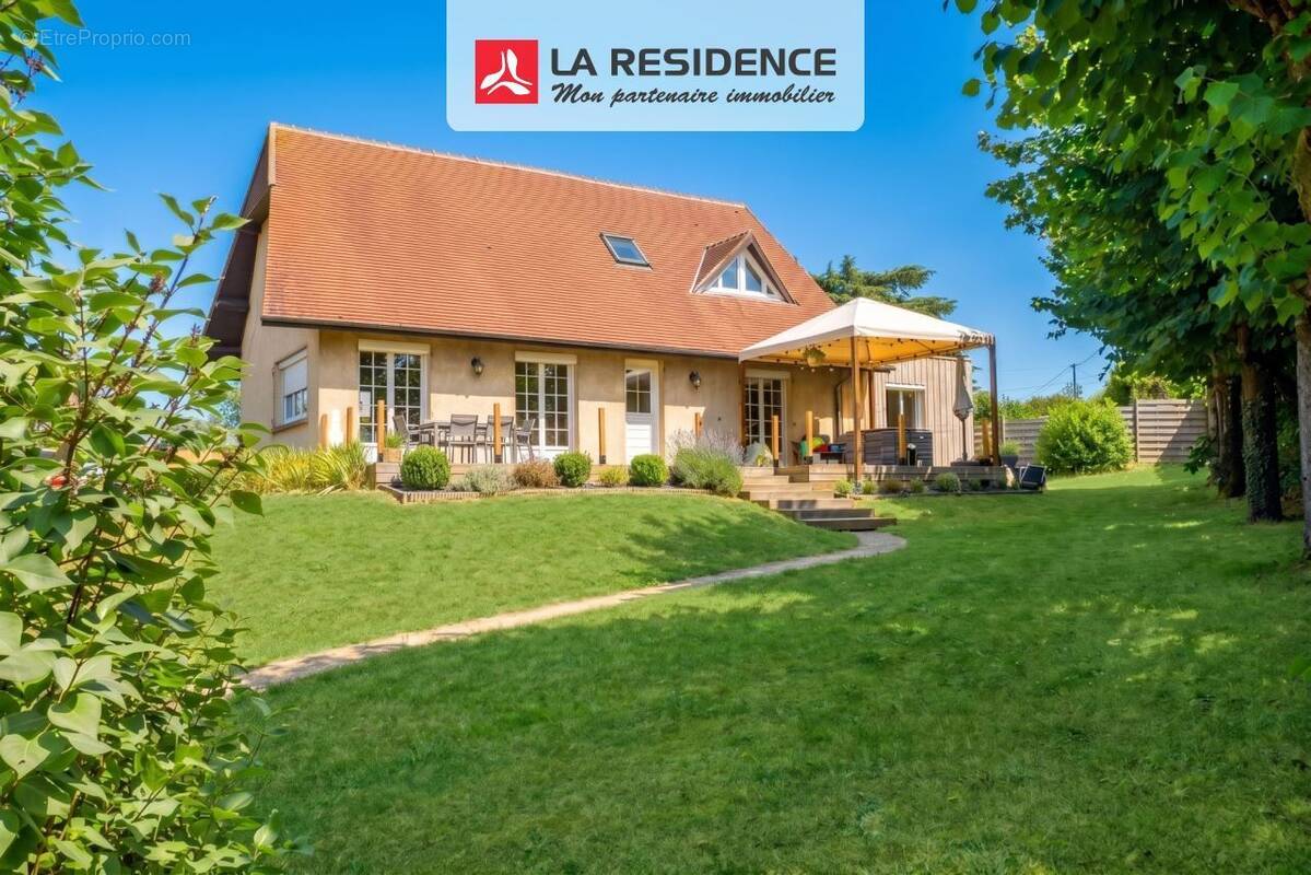 Maison à ANET