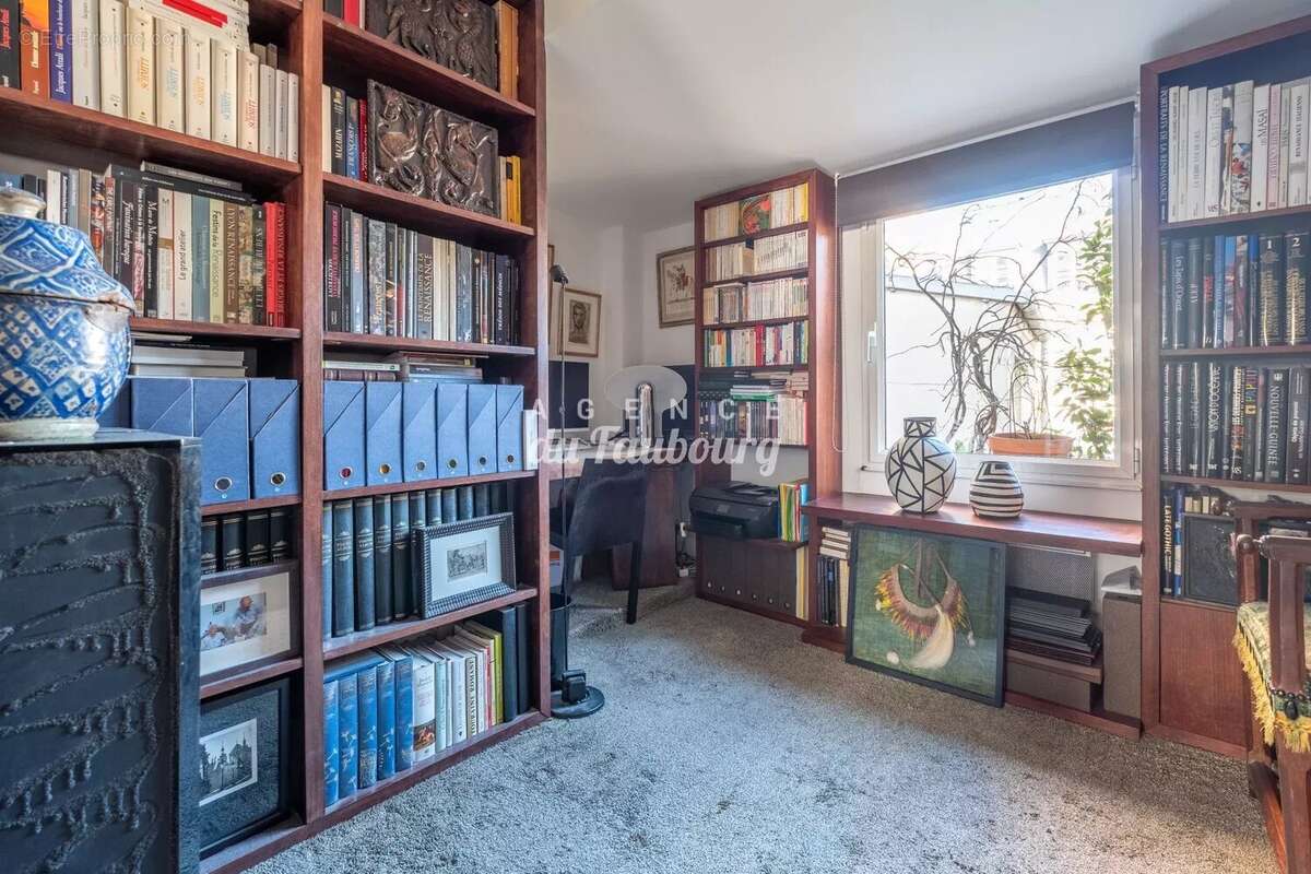 Appartement à PARIS-3E